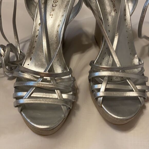 BCBGirls Silver Wedge Shoes 4.5 heels - Picture 4 of 9